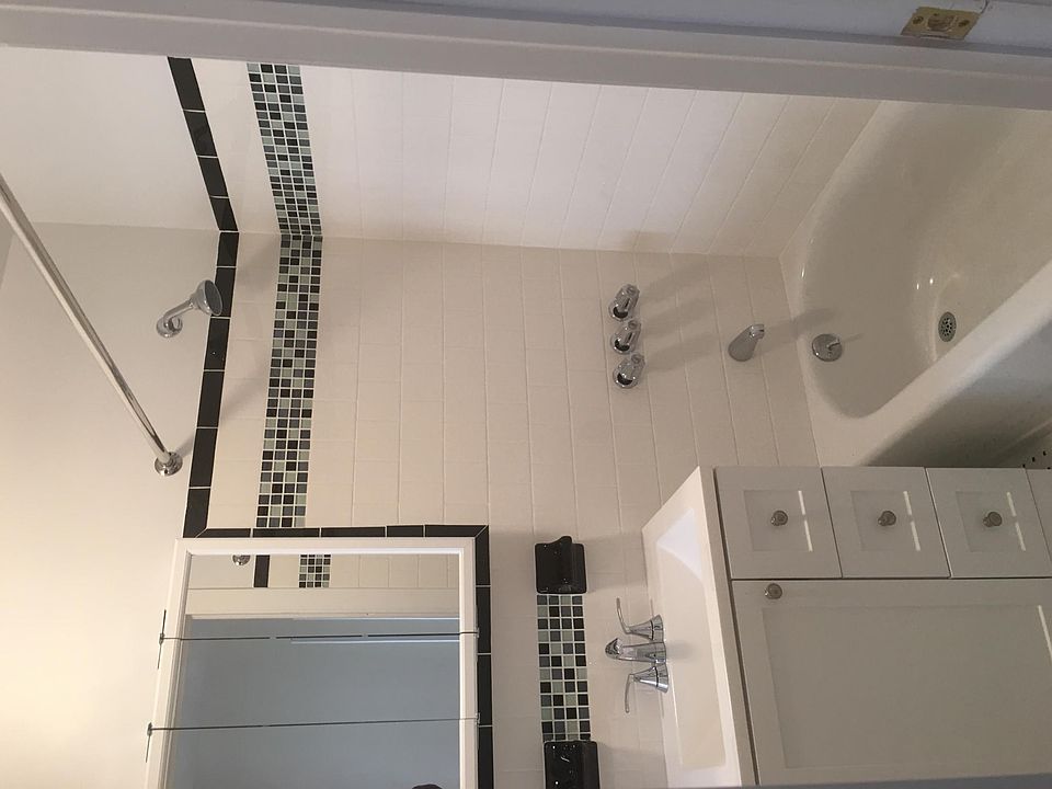 1st image of 138 Clarkson Ave