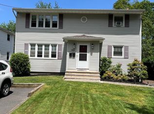 782 Center St FLOOR 2, Dunellen, NJ 08812