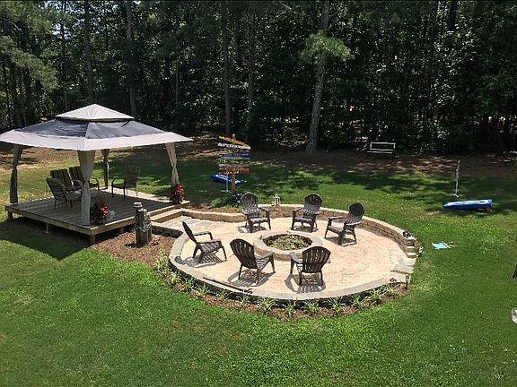 5th image of 3009 Hampton Oak Ct