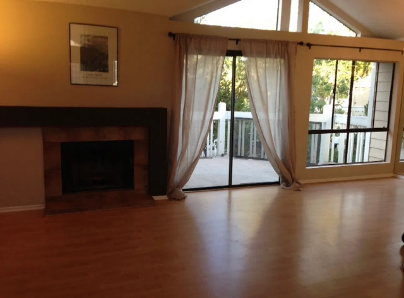 4900 N Grand Ave — Photo 1