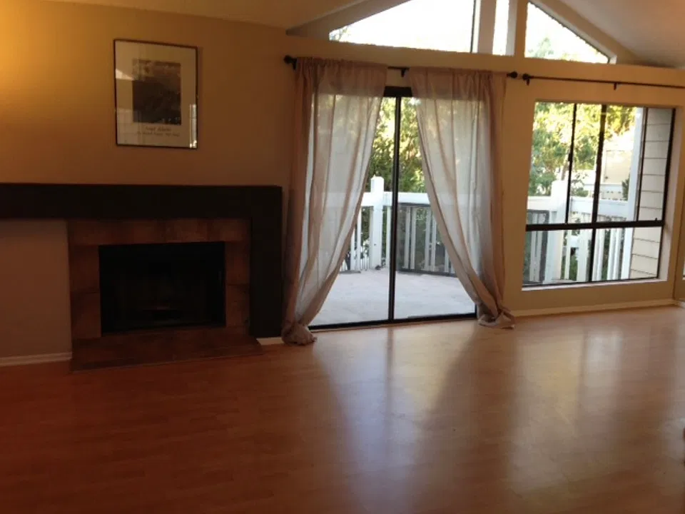 4900 N Grand Ave #999