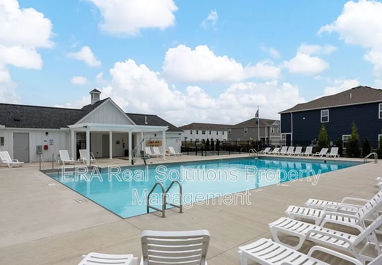 6294 Marinelli Dr S — Photo 37