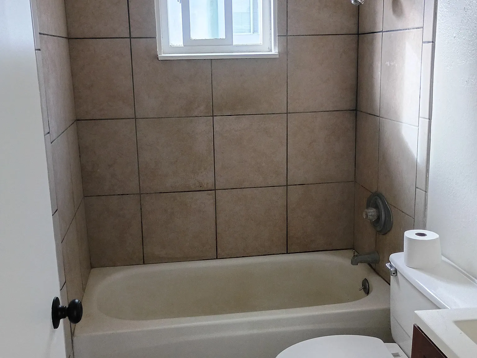2 bed, 800 sqft, $2,900 — Photo 3