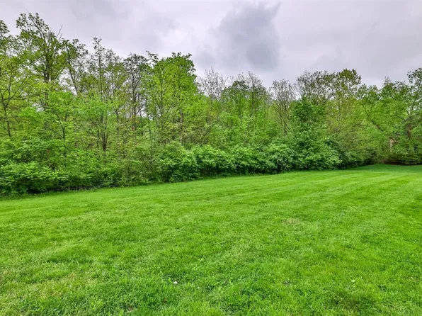343 Ashley Ln, Wyoming, OH 45215