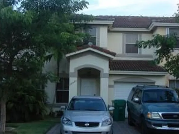 16424 SW 47th Ter, Miami, FL 33185