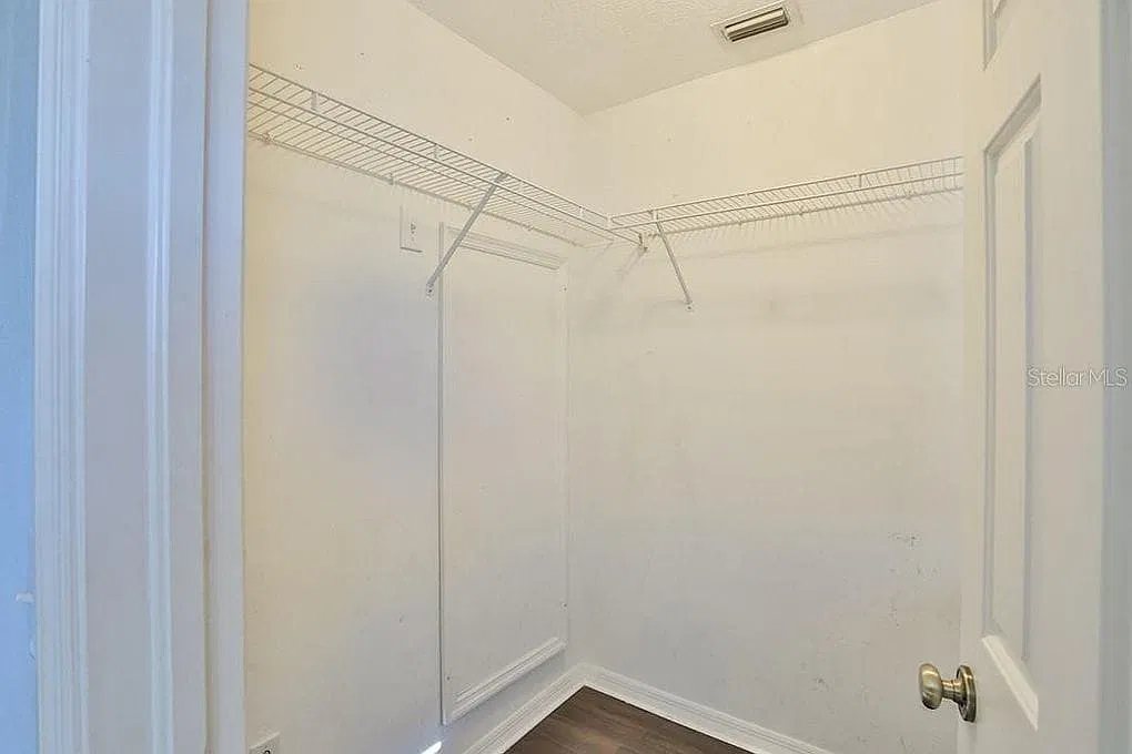 2 bed, 1.5 bath, 1252 sqft, $1,950 — Photo 4