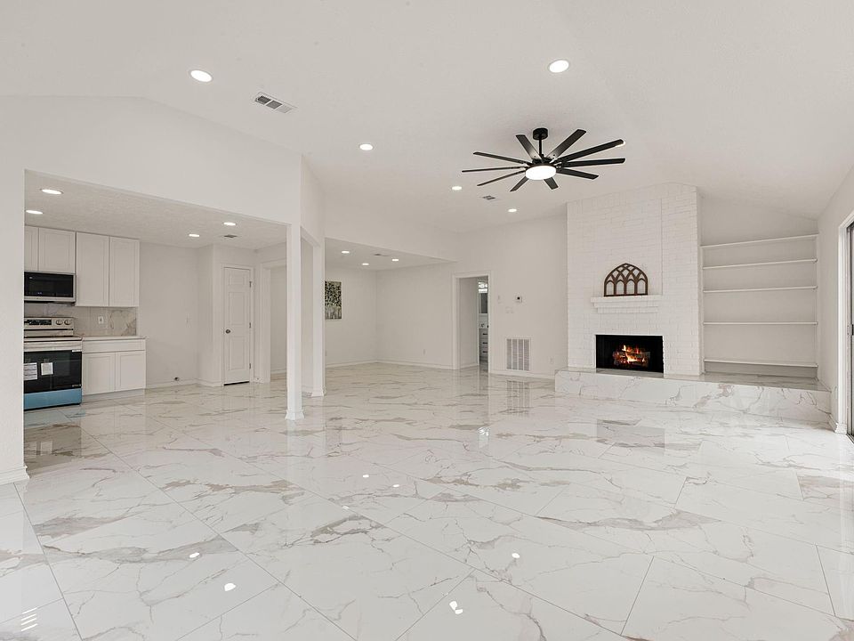 1st image of 9315 Beringwood Drive