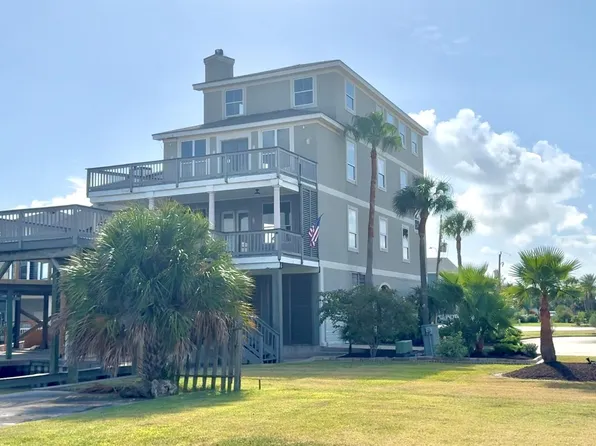 1854 Tiki Dr, Tiki Island, TX 77554