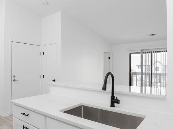 2686 Cobble Cir #7