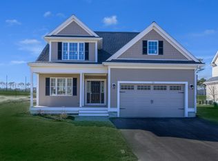 43 Cape Club Rd, Falmouth, MA 02540