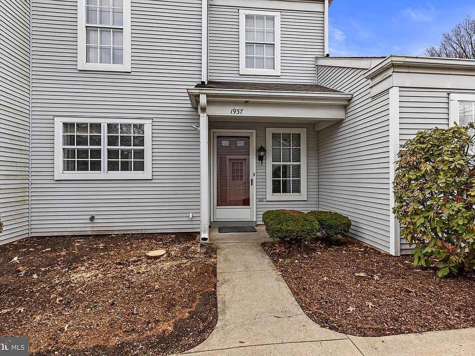 1st image of 1937 Wexford Rd