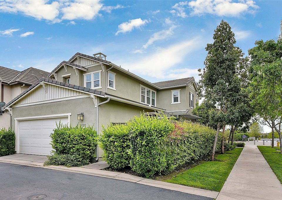 1st image of 15729 Spreckels Pl
