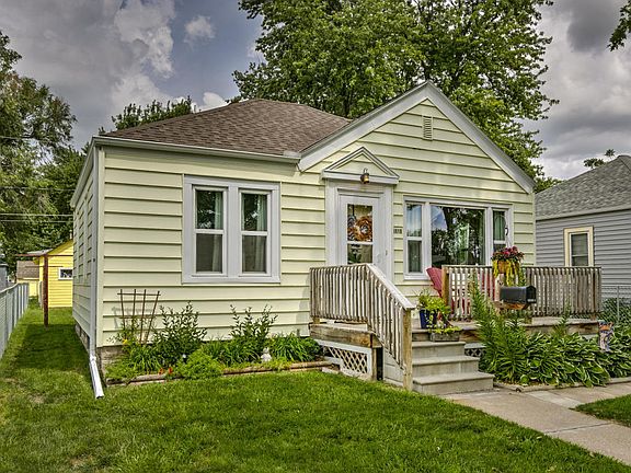 3rd image of 3018 D Ave