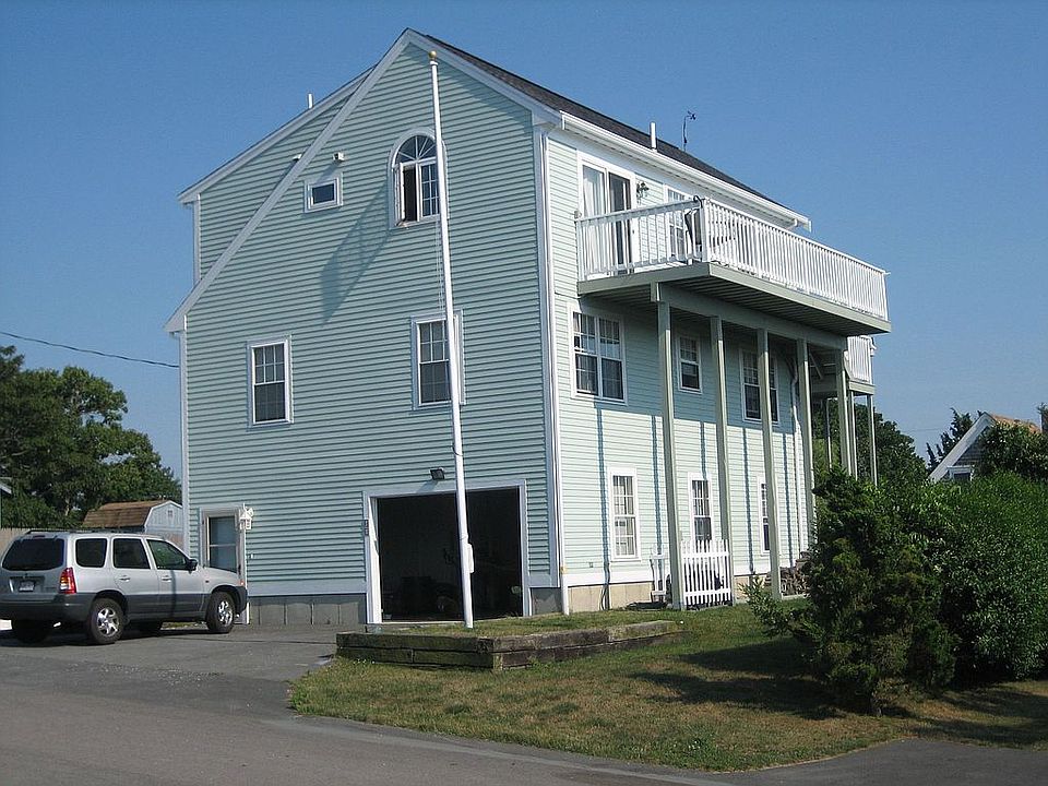 2nd image of 41 Winona Ave