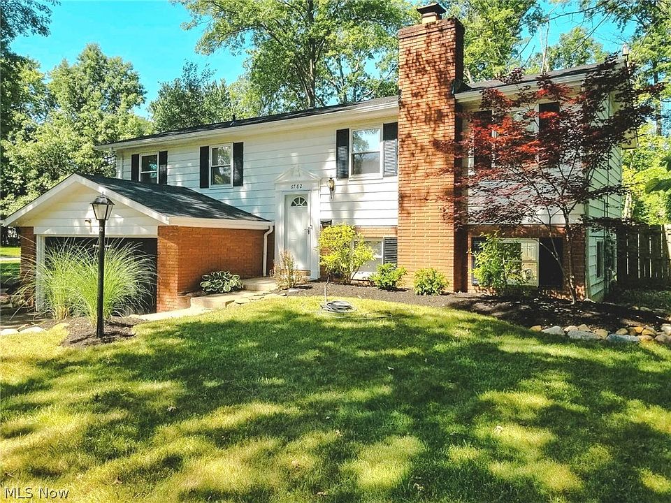 6782 Chadbourne Dr, North Olmsted, OH 44070 Zillow