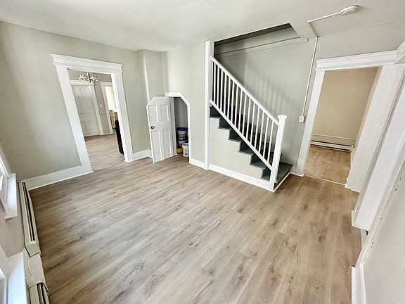 3rd image of 66 Lilac St #2
