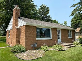 3021 N Ballard Rd, Appleton, WI 54911