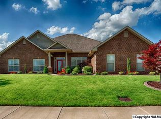 218 Pebble Creek Dr SW, Madison, AL 35756