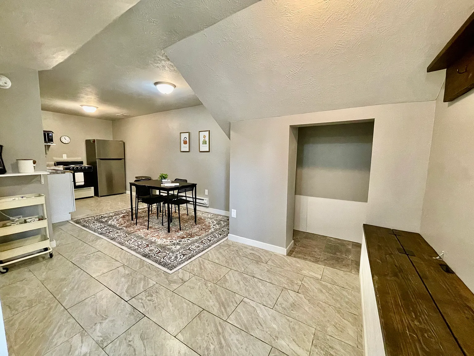 334 N Spring Ave — Photo 2