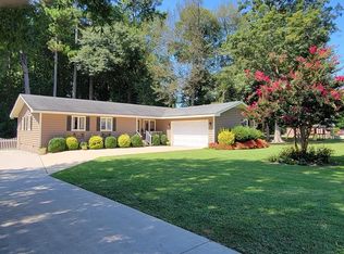 107 Brandy Ct, Roanoke Rapids, NC 27870