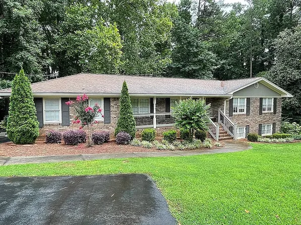 5754 W Stewart Mill Rd, Douglasville, GA 30135