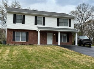 1130 Orchard Ln, Amelia, OH 45102