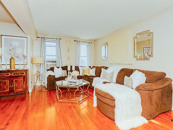 2nd image of 2750 Olinville Ave APT 6G