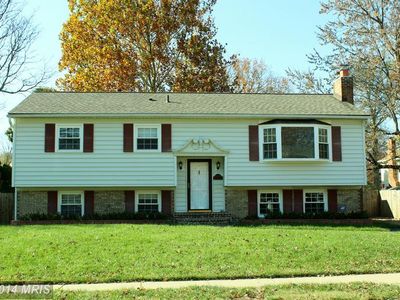 5703 Broadmoor St, Alexandria, VA, 22315