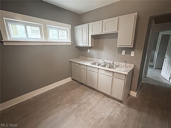 5th image of 3370 E 117th St