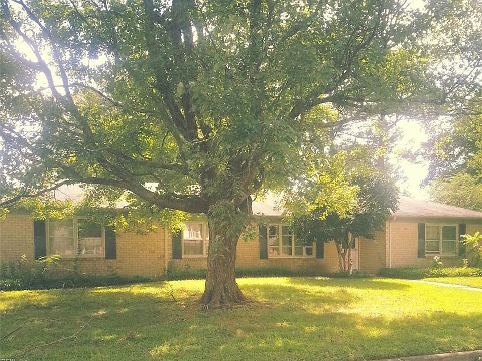 1st image of 2201 Earl Of Essex Dr
