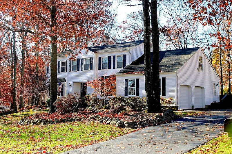 2nd image of 2 Aspen Pl