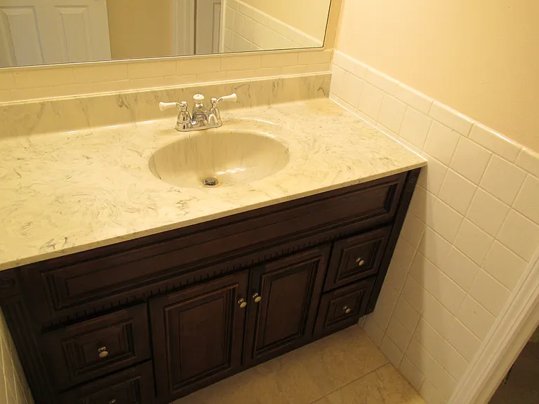 9S201 Lake Dr #2 — Photo 13