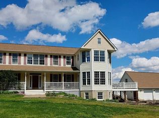 38374 Bolington Rd, Lovettsville, VA