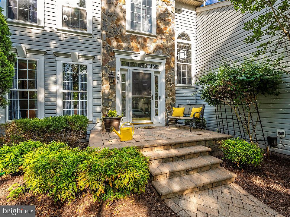 1707 Dearbought Dr, Frederick, MD 21701 Zillow