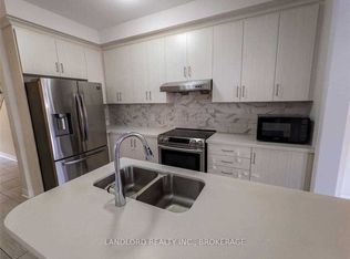 3301 Jacob Way, Oakville, ON L6M5J9