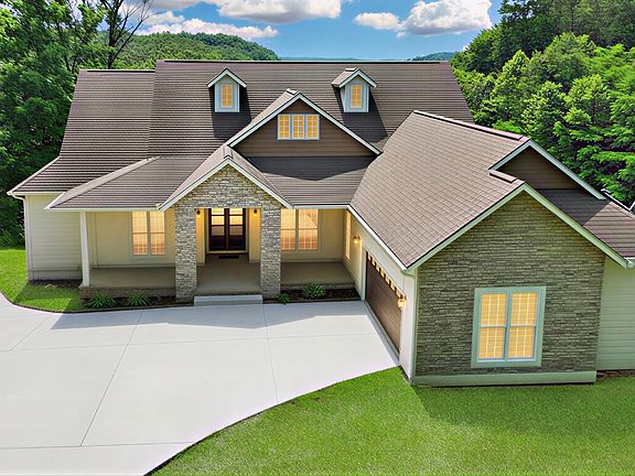 2nd image of 295 Kipling Cir