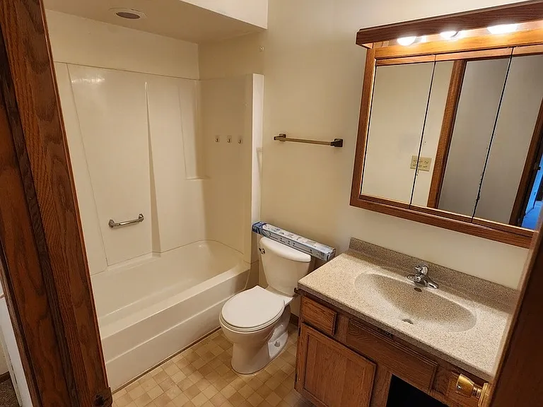 765 Washington St — Photo 11