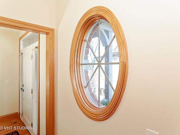 2nd image of 2391 Durand Dr