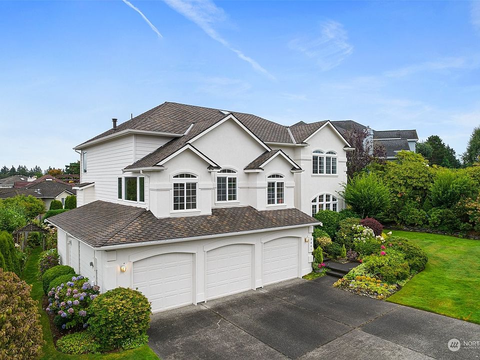 1st image of 5601 Orca Drive NE
