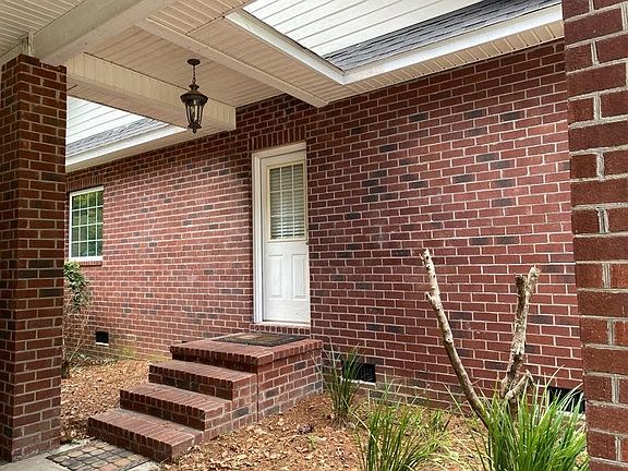 4th image of 1545 Crescent Dr
