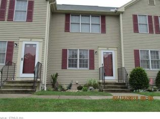 68 White Tail Ln, Wallingford, CT 06492