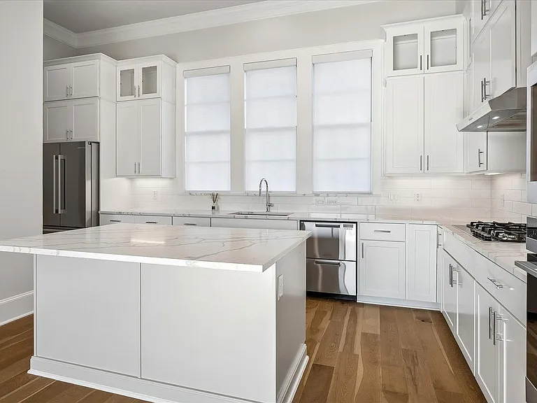6005 Laurel Ln — Photo 18