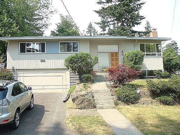 2nd image of 16612 SE 10th St