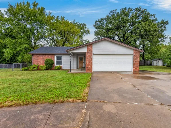 5612 East Pl, Bartlesville, OK 74006