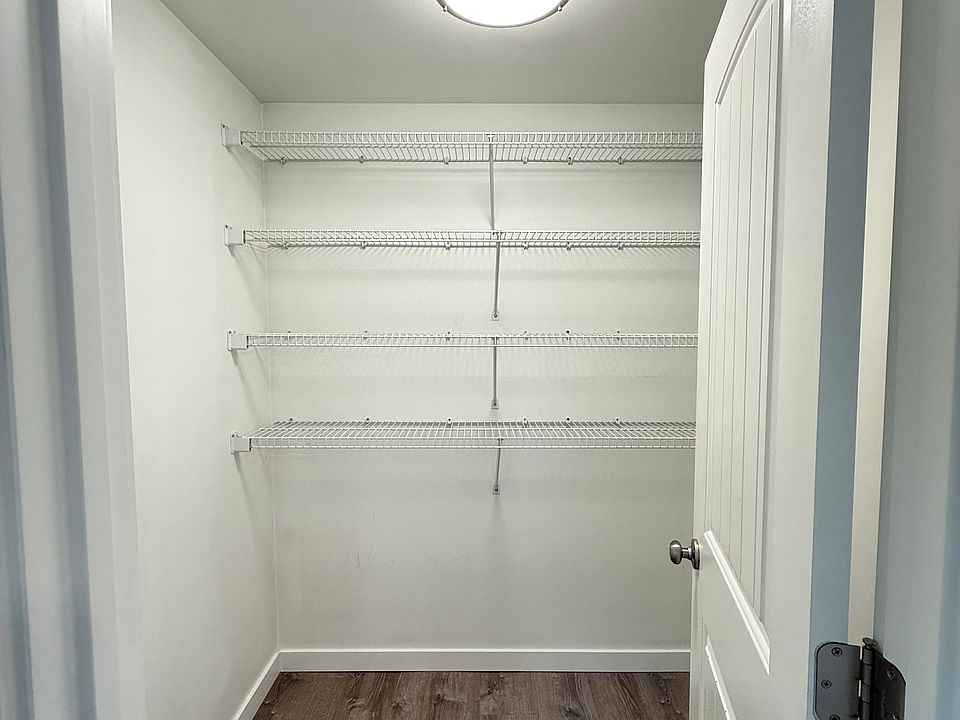 Large main bedroom closet