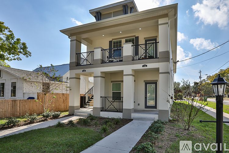 1st image of 116 W Amelia Ave #B