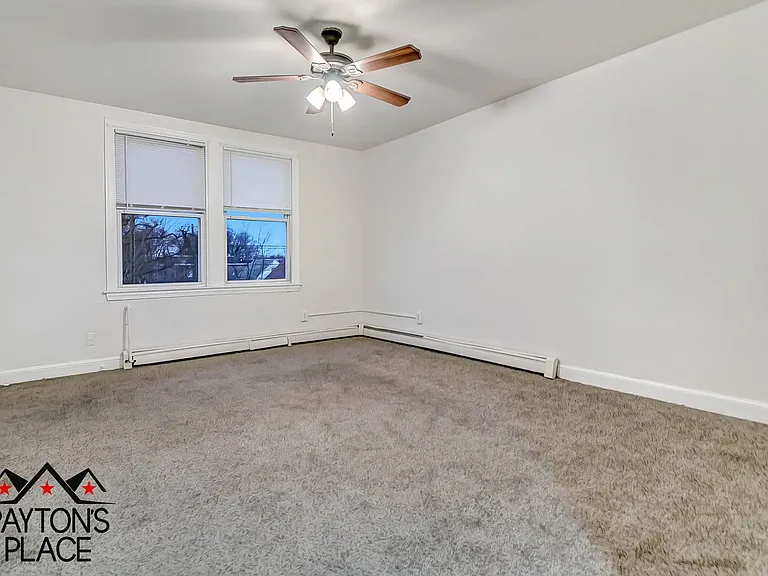 324 34th St SE — Photo 5