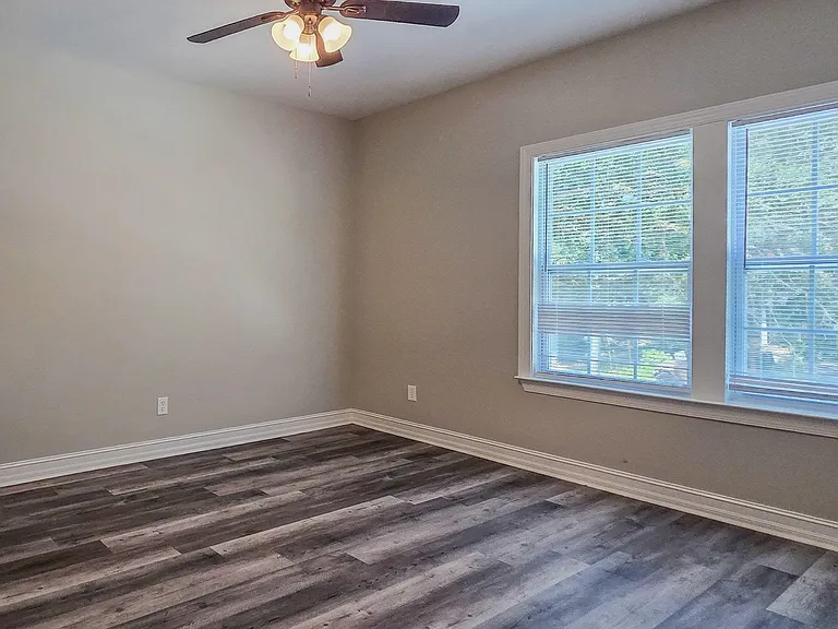 3397 Jim Lee Rd — Photo 18