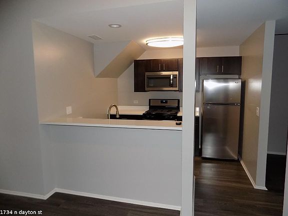 3rd image of 1734 N Dayton St #425