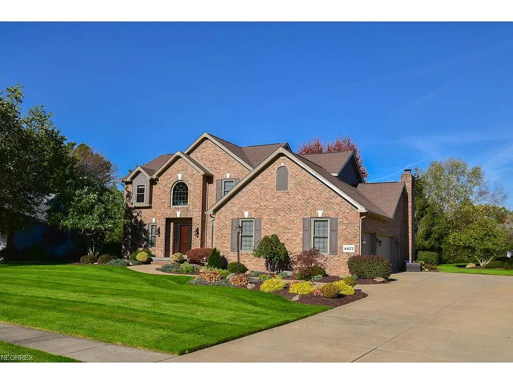 4407 Golden Eagle Rd NW photo 1
